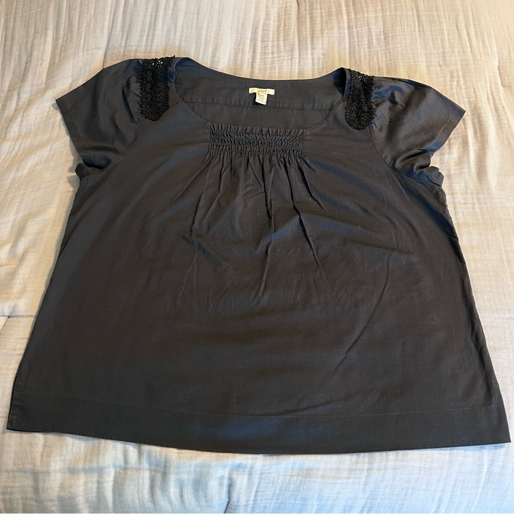 J. Crew Women’s Navy Cotton Cap Sleeve Blouse with Lace and Pleat Accents Sz L